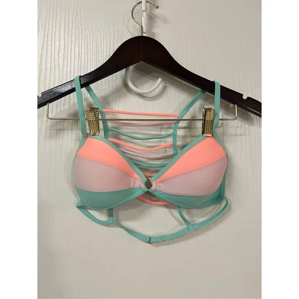 Damsel Bikini Top - Picture 1 of 4